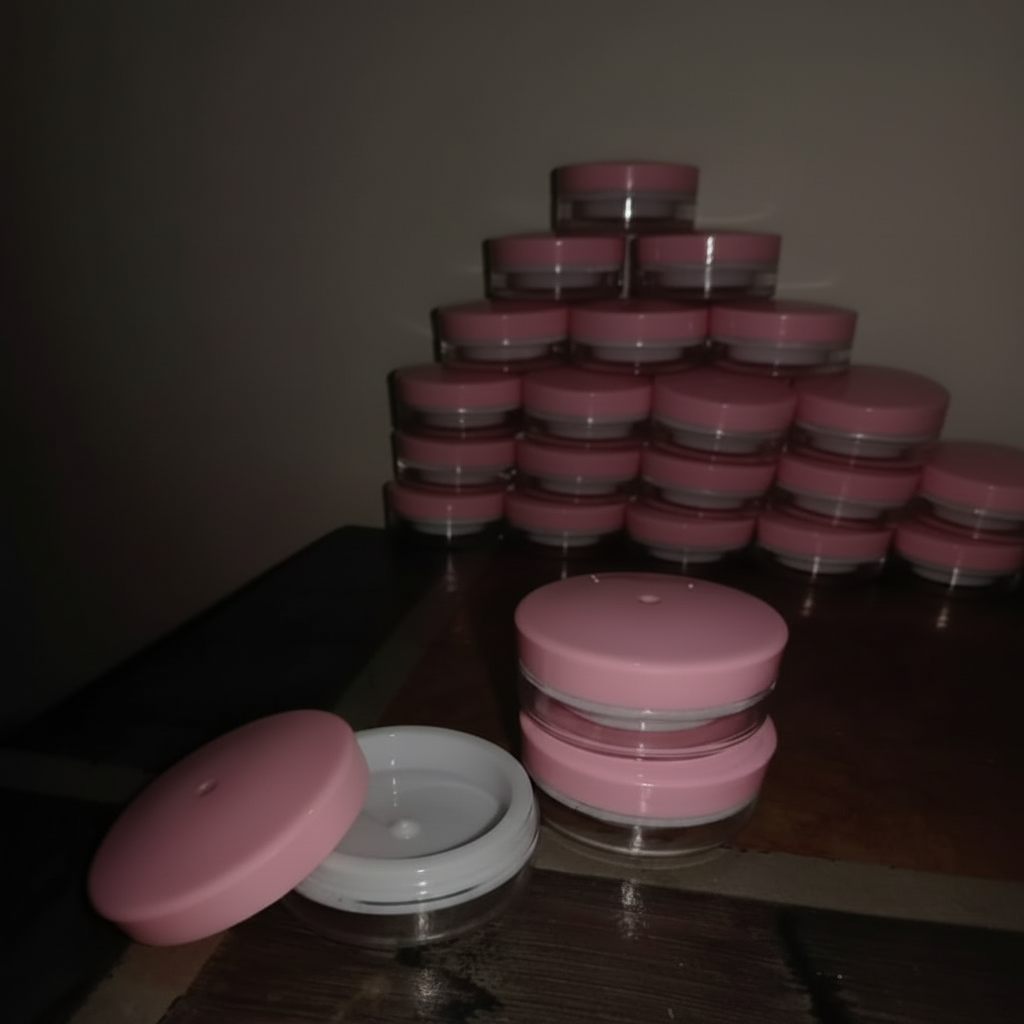 15ml Empty Acrylic Cosmetic Jars with Pink Screw Cap – Pack of 12